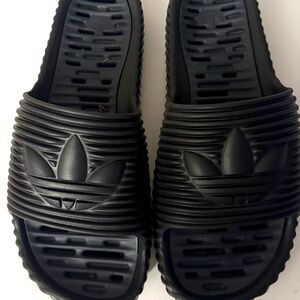 adidas Black Ribbed Slide Sandals with Trefoil Logo